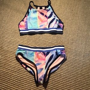Athleta girl’s bathing suit